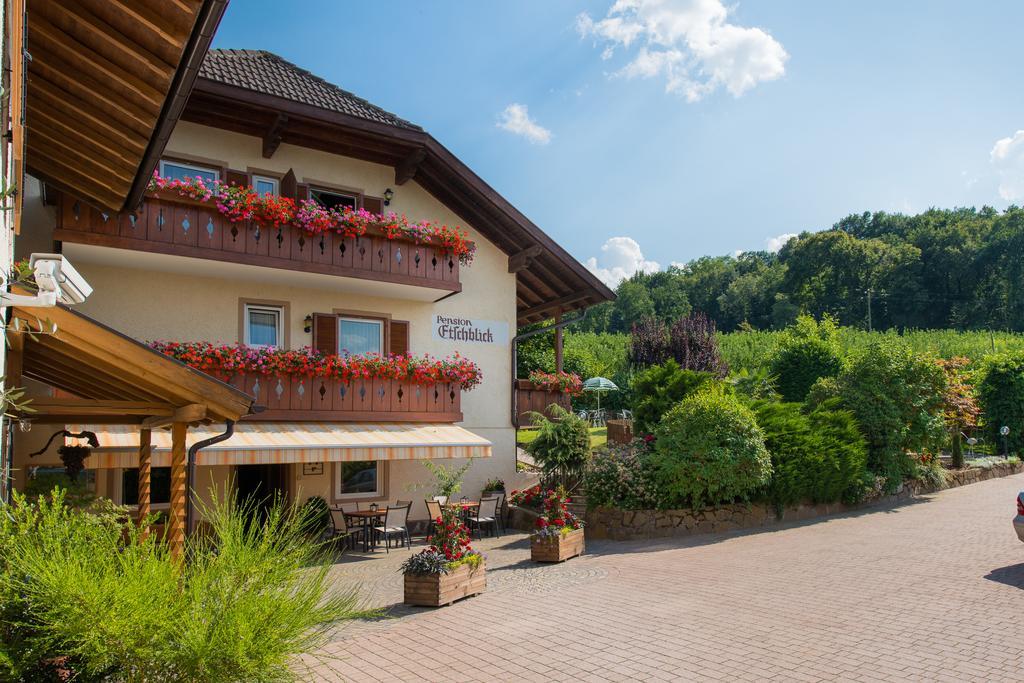 Pension Etschblick B&B Frangarto Exterior photo